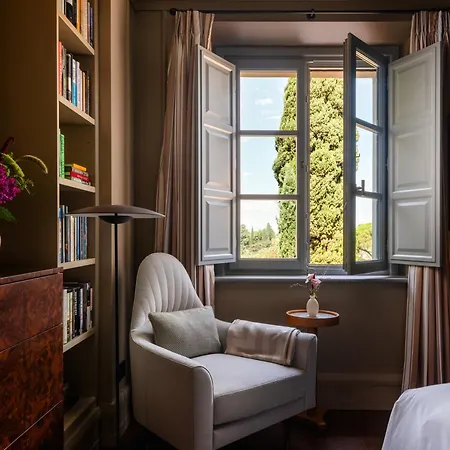 Hotel Borgo Pignano 5*